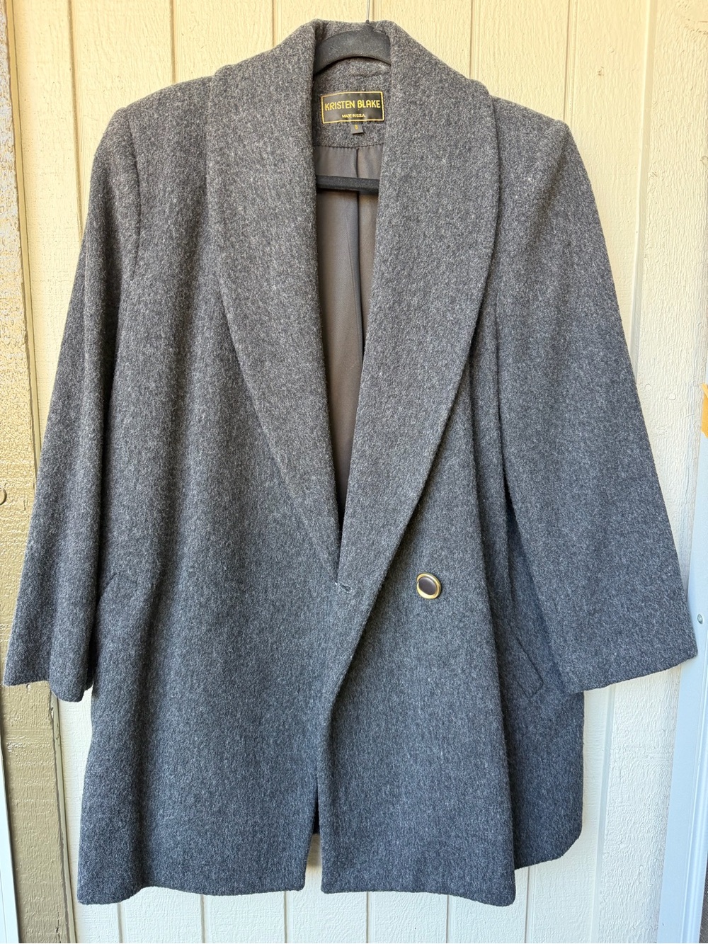 Vintage. Made in USA. Kristen Blake Women's Gray 100% wool Shawl Collar Blazer